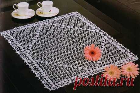 Прямоугольная салфетка крючком (61 на 52 см.).