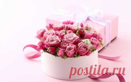 Скачать обои flowers, heart, коробка, подарок, букет, Valentine's Day, gift, розы, romantic, pink, roses, love, розовые, раздел цветы в разрешении 1600x1000