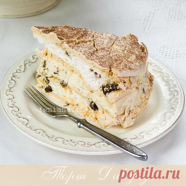 Рецепт торта Дакуаз из меренги с грецкими орехами и финиками | FEMIANA