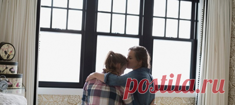 «Мам, кажется, я залетела», — эта фраза, произнесенная школьницей, не такая уж редкость. Ежегодно в России беременеет примерно каждая 20-я девушка в возрасте 15–19 лет. Каким бы шоком ни стала новость для всей семьи, вам необходимо помочь дочери сделать выбор. #переходныйвозраст #материнство #беременность #отношениявсемье