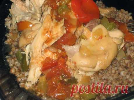 Курица, тушёная с овощами в мультиварке.