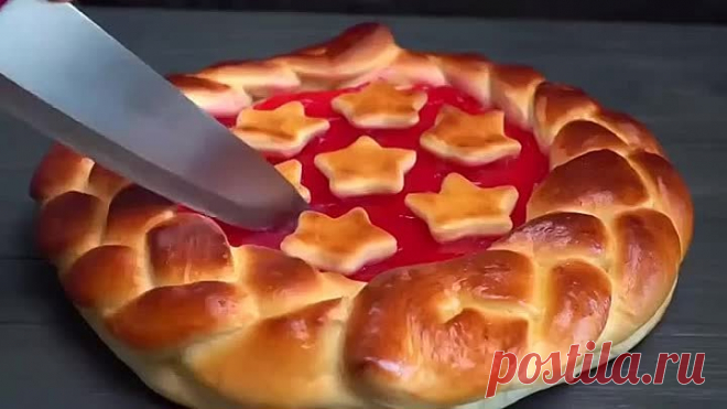 Сдобный пирог к чаю с джемом