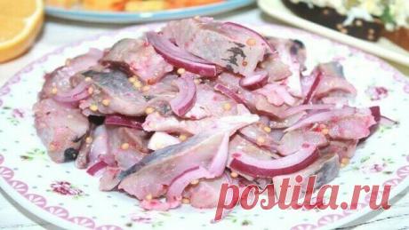 Розовая селедка — великолепная закуска к вашему обеденному столу
Здравствуйте дорогие друзья и читатели моего канала! Сегодня у нас в меню всеми любимая селёдочка, но в упрощенном варианте приготовления. Когда совсем мало времени или …
Читай дальше на сайте. Жми подробнее ➡