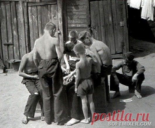 “Дворовые затеи” советских детей / Назад в СССР / Back in USSR