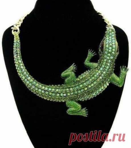 (185) Crocodile Necklace Chunky Statement Collar Green Gold Armor Reptile Chain Aurora Borealis Crystals | beading // embroidery 2 | Рептилии, Воротники …