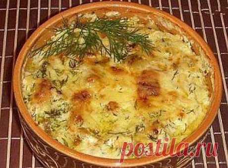 Картошка с курицей и грибами под соусом в глиняных горшочках | Простые и вкусные рецепты