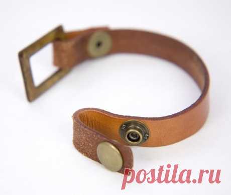 Loop-End Leather Strap Bracelet Blank FOCAL NOT INCLUDED