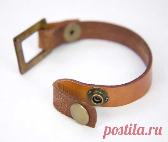 Loop-End Leather Strap Bracelet Blank FOCAL NOT INCLUDED