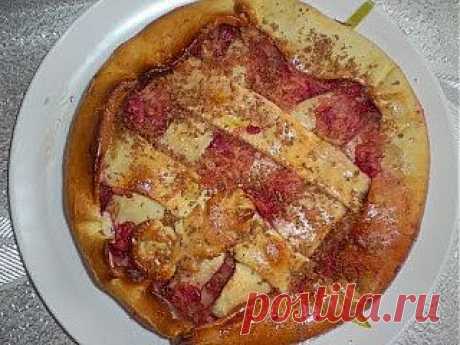 Быстрый вкусный пирог с малиной и яблоками