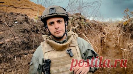 Из полевой лаборатории на передовую: как производят и используют дроны на Запорожском направлении. Работа подразделений беспилотников группировки «Восток» представляет собой единую технологическую цепочку: от сборки и обслуживания дронов в подземных полевых лабораториях до их программирования и настройки. Готовые БПЛА оперативно поступают на передовую, где их оснащают боевым зарядом и запускают за несколько минут. Оператор управляет полётом дистанционно из укрытия. Небольшие размеры, простота…