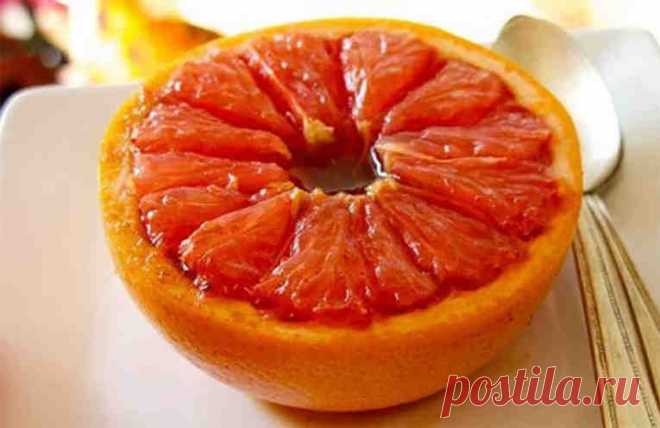 Десерт для похудения. Запеченный грейпфрут с корицей и мёдом!