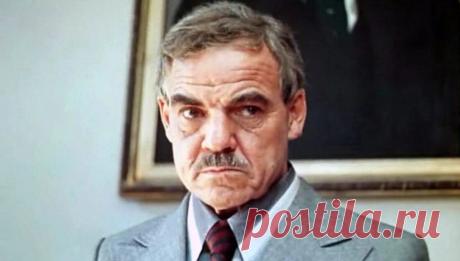 Михаил Глузский, 21 ноября, 1918
 • 15 июня 2001