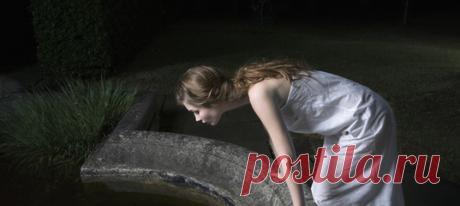 Многие маньяки в быту казались милейшими людьми. Можем ли мы как-то определить, что рядом с нами находится опасный человек? Есть три особенности личности, которые дают нам повод задуматься и присмотреться к другому получше. #психологияличности #психика #манипулирование #нарциссизм