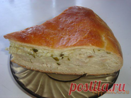 Двухслойный пирог с курицей, сыром, и яйцами | Ваши любимые рецепты