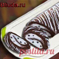 Шоколадный рулет с молочным кремом | Bliuda.ru

Шоколадный бисквит и нежнейший молочный крем — удивительное сочетание, которое порадует как взрослых, так и детей. Кусочки шоколада внутри и легкий ванильный аромат придают десерту особую изысканность. После приготовления десерт можно украсить свежими ягодами или фруктами.