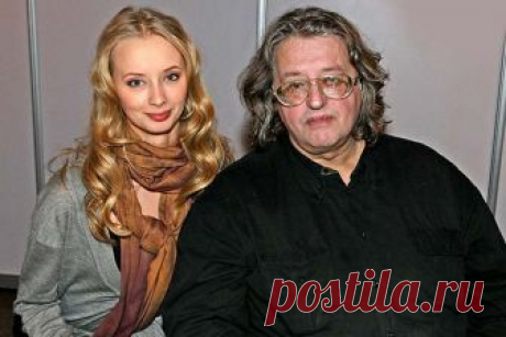 Александр Градский: биография, личная жизнь, семья, дети 👍 Патриарх отечественного рока Александр Градский известен своим гениальным талантом, яркой харизмой, собственным театром и бурной личной жизнью.