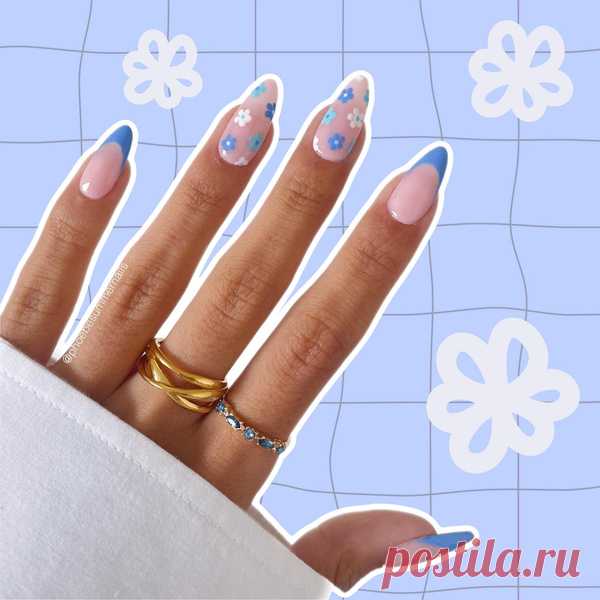 Голубой френч с цветочками: как сделать простой и милый маникюр на лето 2023 | theGirl