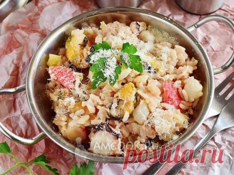 Ризотто с морепродуктами в сливочном соусе