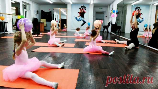 А Вы хотите чтоб Ваш ребенок в будущем выступал на сцене?

 🔥Ваш ребенок активный творческий?
🔥 Любит танцевать?
🔥А может наоборот не хватает усидчивости?
 Частная школа балета приглашает деток 4 -6 лет, и 7-13лет на пробное занятие, запись 
☎ 49 36 26 Киров, 8 800 333 93 97 колл центр школы, телефон круглосуточный и бесплатный