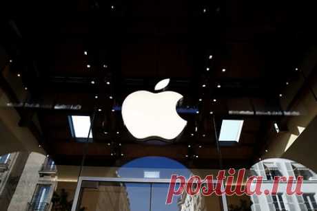 В Apple перешел специалист Tesla по автопилоту. В Apple перешел бывший руководитель отдела по разработке автопилота Tesla Кристофер Мур (Christopher Moore). По словам знакомых с данным вопросом источников, американский IT-гигант нанял специалиста для работы над автопилотом собственного автомобиля. Мур будет заниматься автономными функциями будущего автомобиля.