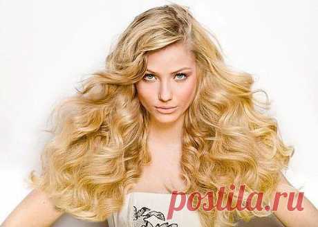 Здоровые волосы мечта каждой девушки вот отличный рецепт для укрепления и роста волос!!!  

- 1.ч.л касторового масла.  
- 1ч.л репейного масла.  
- 1 яичный желток.  

Смешиваем все до однородной массы и наносим на волосы на 40 минут. Смываем прохладной водой и шампунем.  
маску делаем 1-2 раза в неделю.