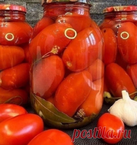 Сладкие помидоры

На 1,5 литра воды:
- Сахар 200 гр;
- Соль 1 ст.л;
- Уксус 9% 1 ст.л.
⠀
На одну 2 литровую банку:
- Помидоры;
- Перец чёрный горошком 10 шт;
- Чеснок 4 зуб;
- Лист хрена 1/2;
- Зонтик укропа 1 шт;
- Лавровый лист 4 шт;
- Петрушка 2 веточки.
⠀
Банки и крышки моем с содой, тщательно споласкиваем. Банки переворачиваем на полотенце и даём стечь воде. Теперь банки ставим в холодную духовку (у меня электрическая) горлышком вверх на 30 минут постепенно увеличивая...