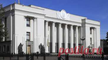 Нардеп Украины Геращенко назвала ситуацию со строительством фортификаций бедой. Депутат Верховной рады от партии «Европейская солидарность» Ирина Геращенко заявила о проблемах со строительством фортификаций на Украине и призвала провести закрытое заседание парламента по этому вопросу. Читать далее