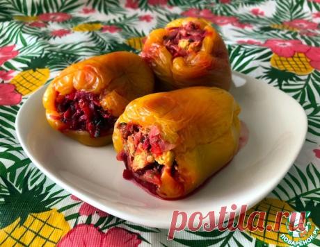 Перцы, фаршированные свеклой и курицей – кулинарный рецепт