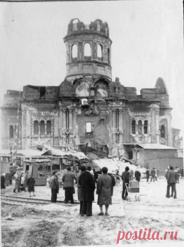 Фотография - Снос Борисоглебской церкви - Фотографии старого Петербурга
