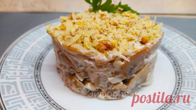 Салат из кальмаров 
