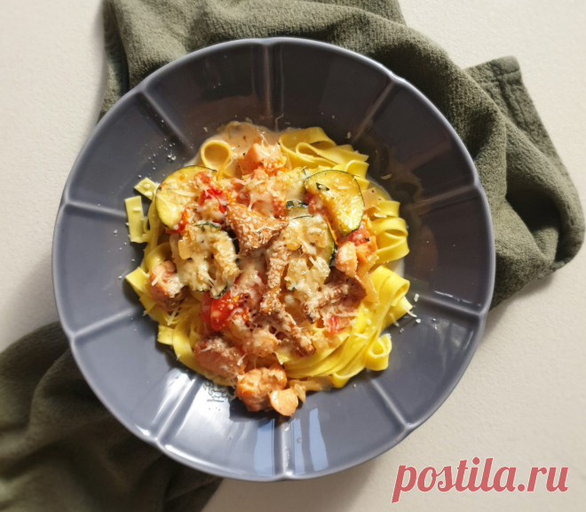 Makaronai su lašišos padažu - Gardu gardu
