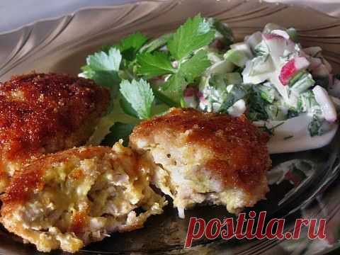 Котлетки куриные очень необычные!
Люблю готовить!!!! :) Кулинарные рецепты


Ингредиенты:
- куриная грудка
- сыр - 50 г
- майонез - 2 столовые ложки (на среднюю грудку)
- соль, перец, приправы - на вкус