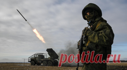 ВС России нанесли групповой удар по объектам ВПК Украины. В Минобороны России заявили, что российские войска нанесли групповой удар по объектам ВПК Украины. Читать далее