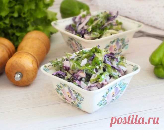 Салат с копченой курицей и капустой
