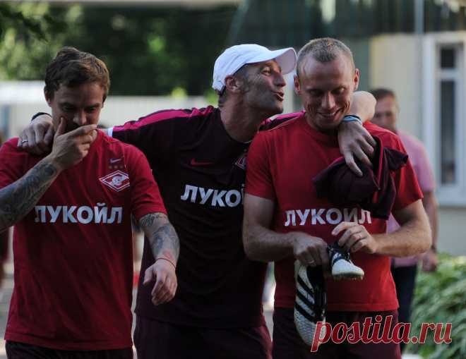 Российский бизнесмен Демин вновь стал владельцем 100% акций Борнмута — Новости Зарубежного футбола — Футбол - Mail.ru Спорт