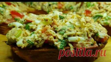 Не Еврейская но вкуснее, фантастическая намазка на хлеб. Делюсь рецептом. Не Еврейская но вкуснее, фантастическая намазка на хлеб. Делюсь рецептом.
Нам потребуется:
сайра 1 банка
помидоры 2 шт
яйца 2 шт
зеленый лук
укроп и…