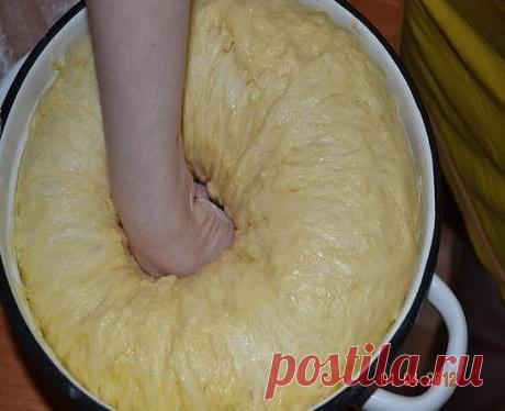 Тесто для вкусного пасхального кулича в духовке