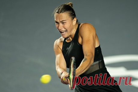 В WTA ответили на критику со стороны первой ракетки мира. В Женской теннисной ассоциации ответили на критику первой ракетки мира Арины Соболенко из-за состояния кортов на Итоговом турнире в Мексике. «Команда добросовестно трудилась в сжатые сроки, несмотря на плохие погодные условия, чтобы обеспечить соответствие стадиона», — заявили в организации.