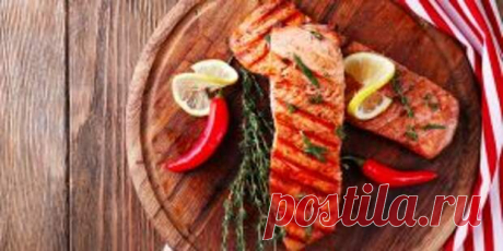 Что готовить на гриле: 15 простых и изысканных рецептов - Будет вкусно - 11 мая - Медиаплатформа МирТесен Ароматные стейки, рёбрышки, овощи, бургеры, рыба — ваш пикник будет лучше ужина в ресторане. Эти блюда можно готовить как на специальном гриле, так и на мангале, используя решётку. Продукты нужно периодически переворачивать для равномерного прожаривания. Не забывайте перед приготовлением - 11 мая - 43891727196 - Медиаплатформа МирТесен
