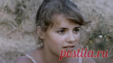 «Школьный вальс»: шесть неразумных поступков героев
Недавно я пересмотрела этот советский #фильм Осталось двоякое впечатление. С одной стороны восхищаешься силой и мужеством юной Зоси, ее взрослым и осознанным решением, ее ранним взрослением и настоящей трансформацией в женщину. Но с другой стороны, уж больно сюжет кажется неестественным, собранным «на костылях». Влюбленные парень и девушка особо-то и не ссорились. Но вот буквально за […]
Читай дальше на сайте. Жми подробнее ➡