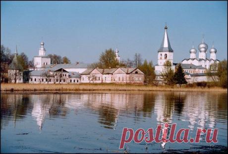 ИВЕРСКИЙ МОНАСТЫРЬ В ВАЛДАЕ