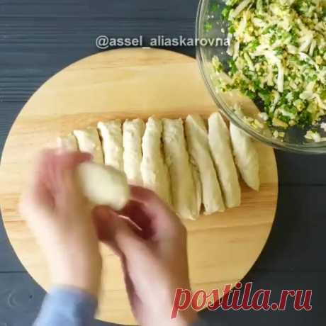 Сырные лепешки)))