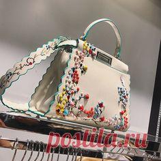 2017 Женщины Обнаженные Сумка Вышивка Известный Бренд Дизайнер Сумка Большая Сумка Сумки На Ремне Печати Заклепки Волны Роскошные Сумки Кошелек купить на AliExpress