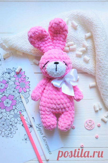 Зефирная зайка росточком 20см связана из пряжи «YARN-ART DOLCE»