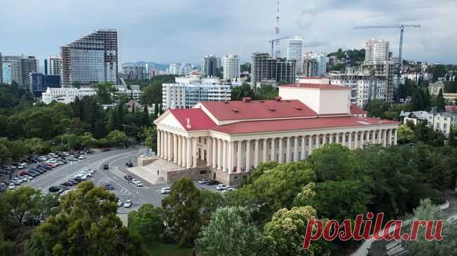 В Сочи состоялась премьера оперы "Пиковая дама" Чайковского