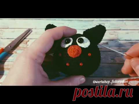 Вышиваем ротик для игрушки амигуруми.