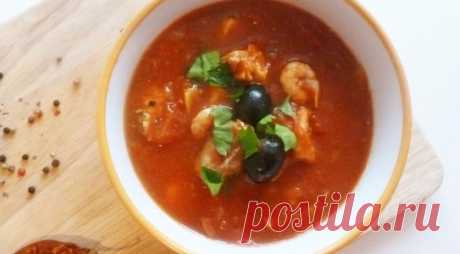 Томатный суп с креветками и маслинами — Вкусные рецепты