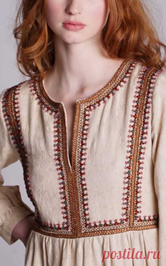 Neckline embroidery