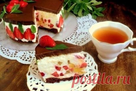 Торт «Клубника и шоколад»