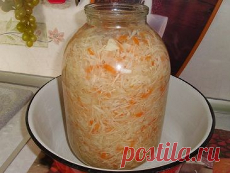 Квашеная капуста в банке, со сладким вкусом